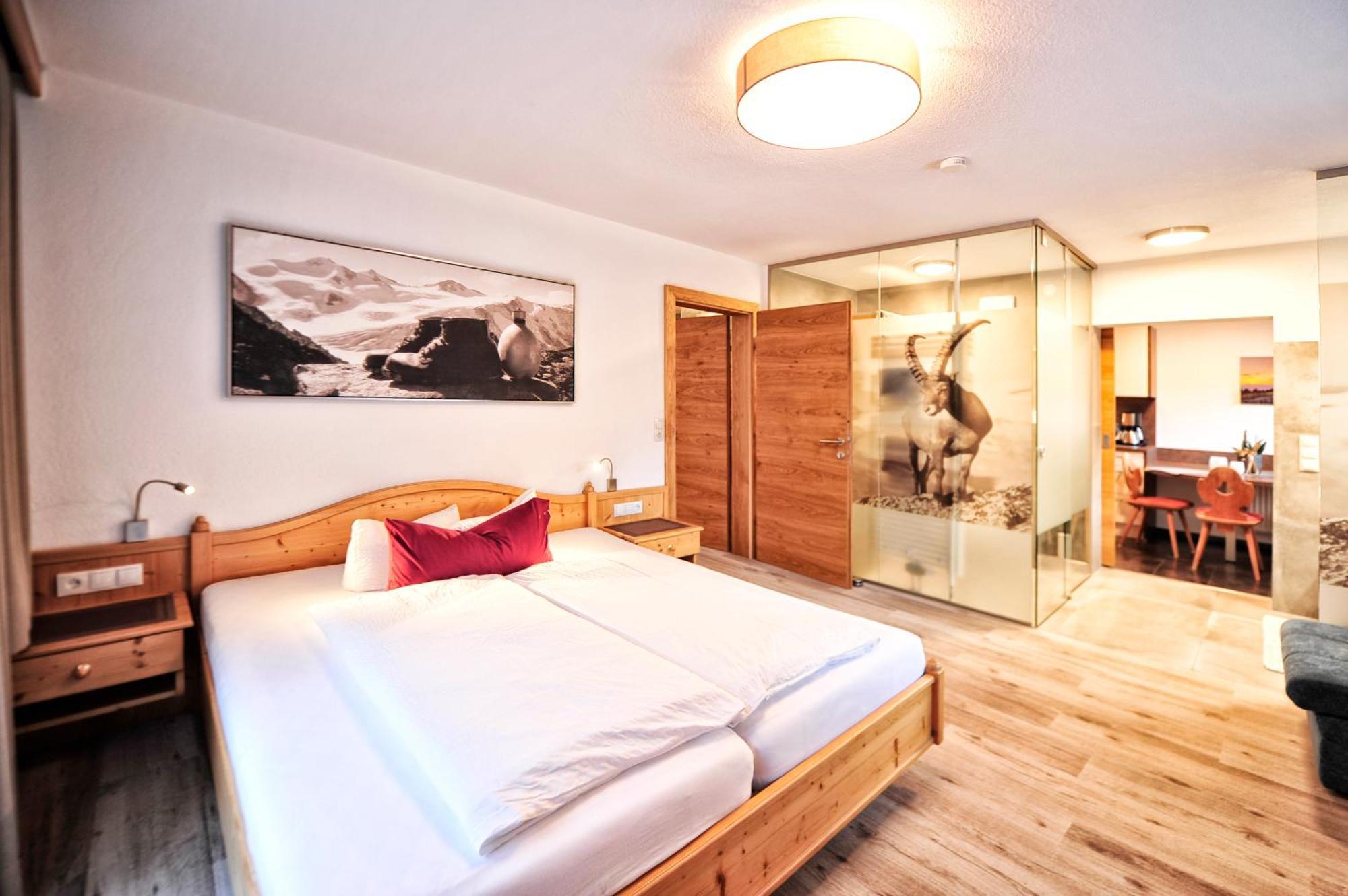 Baeckerei Schranz Bed & Breakfast Sankt Leonhard im Pitztal Exterior photo
